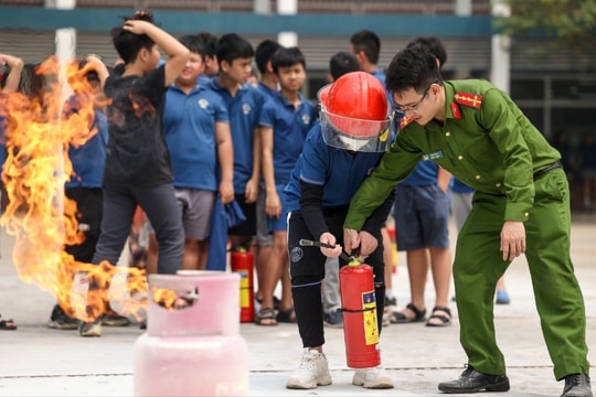 Nâng cao kỹ năng phòng cháy, chữa cháy cho trẻ