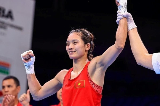 VĐV Việt Nam đầu tiên vào chung kết Boxing thế giới