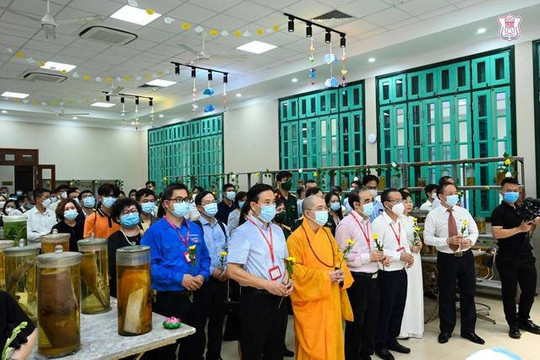 Khan hiếm nguồn thi thể hiến tặng đào tạo, nghiên cứu y học