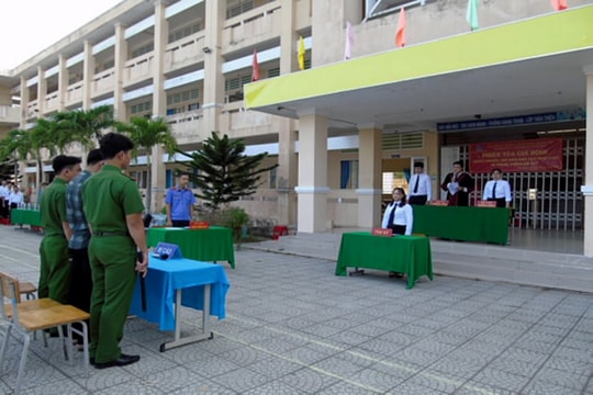 Chi đoàn TAND tỉnh Trà Vinh tổ chức phiên tòa giả định