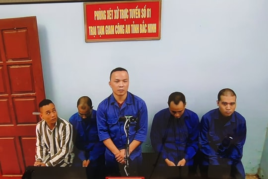 Lĩnh án tù vì mâu thuẫn trong lúc hát karaoke