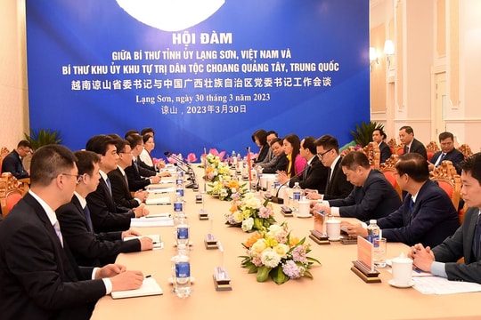 Lạng Sơn: Hội đàm với Đoàn đại biểu Khu tự trị dân tộc Choang Quảng Tây