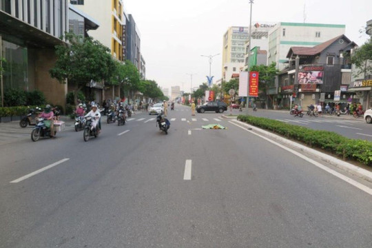Tạm giữ đối tượng gây tai nạn khiến cụ bà đi tập thể dục tử vong