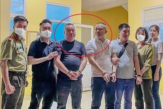 Bắt 2 đối tượng truy nã đặc biệt nguy hiểm người Trung Quốc