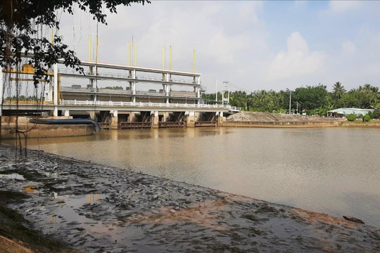 Ý kiến khác nhau về phương án thi công xây dựng cầu Xuân Hòa
