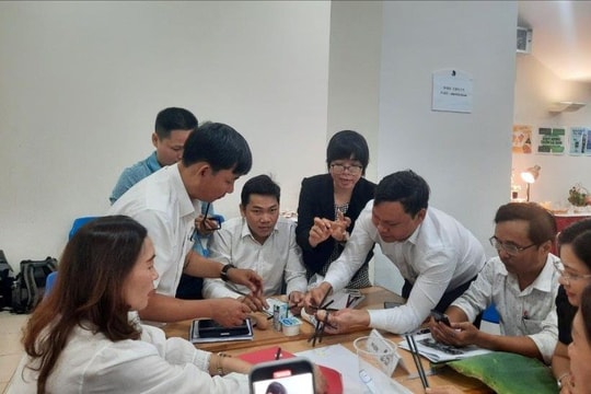 Xây dựng bài giảng và phương pháp đánh giá học tập liên môn STEM