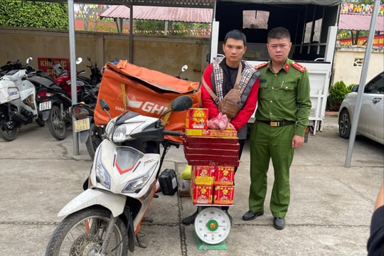 Lợi dụng làm "shipper" để vận chuyển pháo nổ 