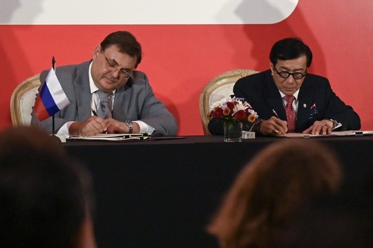 Indonesia và Nga ký hiệp định về dẫn độ