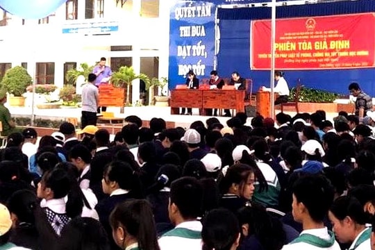 Quyết tâm đẩy lùi, ngăn chặn ma túy xâm nhập học đường tỉnh Nghệ An