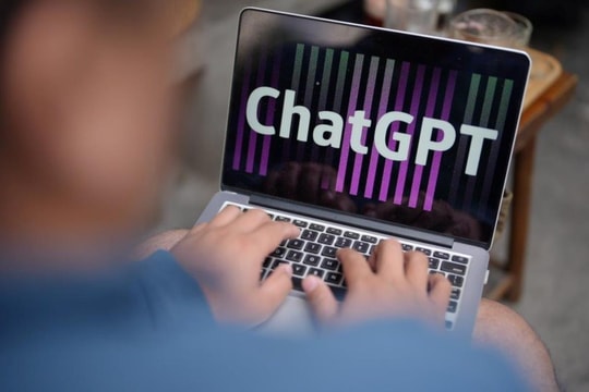 Italy ban bố lệnh cấm ChatGPT