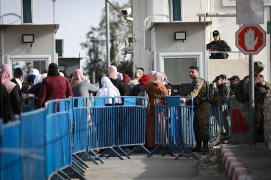 Tin vắn thế giới ngày 2/4: Israel đóng cửa khẩu Bờ Tây trong các ngày đầu và cuối Lễ Quá hải