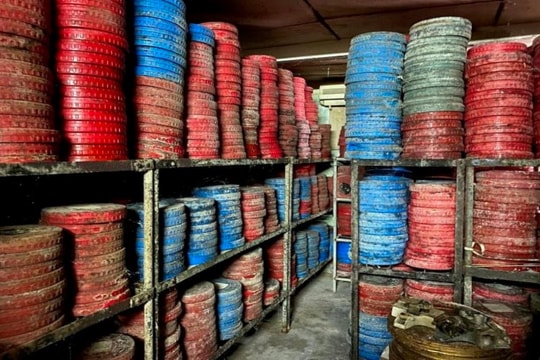 Vướng mắc trong khắc phục 300 phim nhựa hỏng ở Hãng Phim truyện Việt Nam