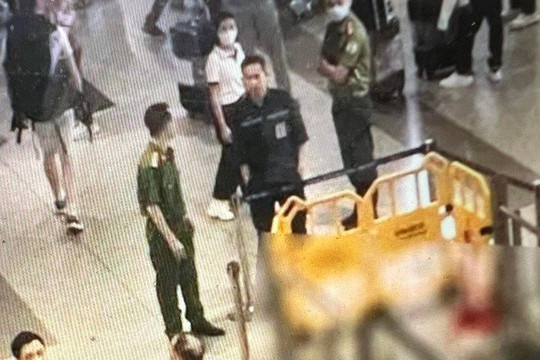 Hà Nội: Một hành khách rơi từ tầng 3 Sân bay Quốc tế Nội Bài xuống đất nguy kịch