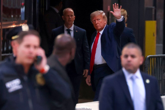Tin vắn thế giới ngày 4/4: Ông Trump đã đến thành phố New York chuẩn bị cho ngày ra tòa ở Mahattan