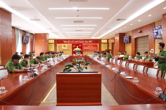 Hơn 1,6 triệu gia đình tại TP.HCM đã trang bị bình chữa cháy