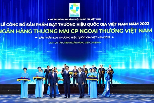 Vietcombank - Xứng danh đơn vị anh hùng