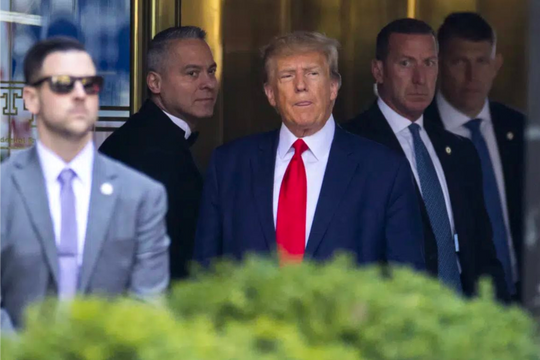 Ông Trump bị truy tố 34 tội danh