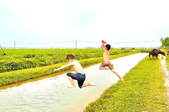 Nỗi lo đuối nước ở trẻ em khi mùa hè đến