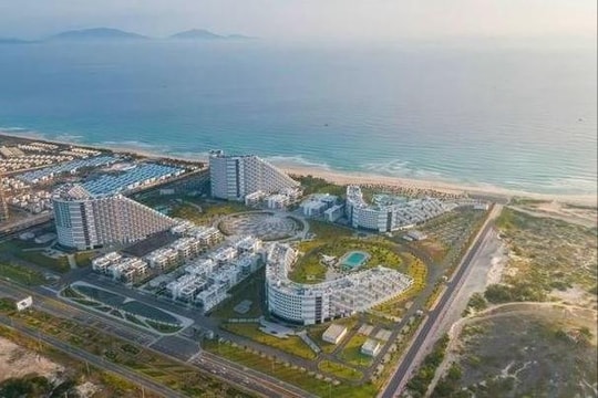 Dừng tổ chức “Giải bơi biển quốc tế” tại Khánh Hòa