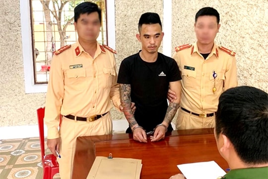 Đi giao ma túy, tăng ga bỏ chạy khi gặp Cảnh sát giao thông