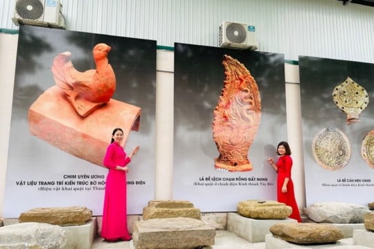 Không gian trưng bày ngoài trời đậm màu lịch sử tại Thành nhà Hồ