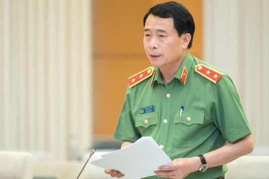 Cử tri lo lắng việc ma túy được vận chuyển vào Việt Nam qua tiếp viên hàng không
