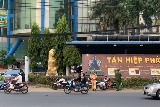 Chủ tịch Tân Hiệp Phát Trần Quí Thanh cùng 2 con gái bị khởi tố 