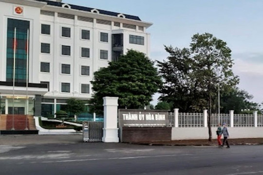 Ông Ngô Ngọc Đức thôi giữ chức Bí thư Thành ủy Hòa Bình
