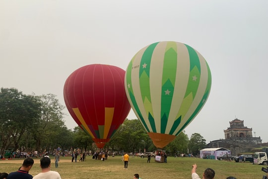 Khai mạc Lễ hội khinh khí cầu với chủ đề “Huế - Nét đẹp cố đô”