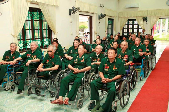 Đề xuất nâng mức hưởng trợ cấp người có công lên hơn 2 triệu đồng/tháng