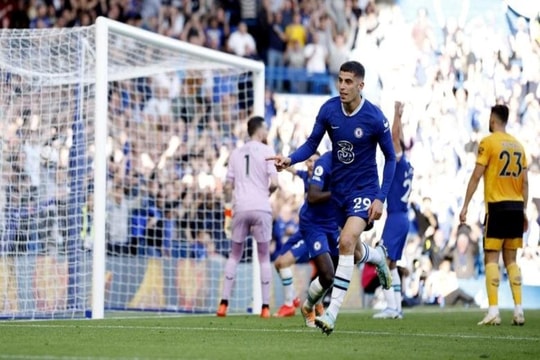 Đề cử cầu thủ hay nhất Premier League gây tranh cãi