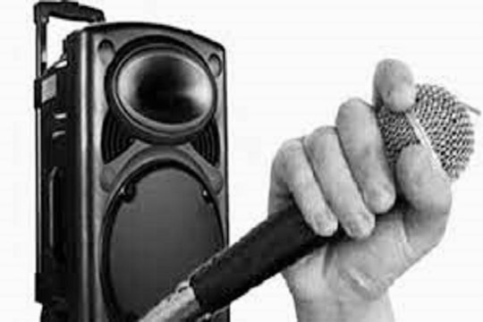 Dùng gậy đánh hàng xóm vì hát karaoke gây ồn ào