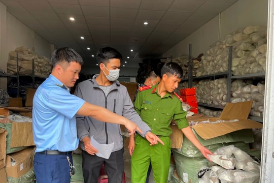 Phát hiện kho hàng giả cực lớn tại Hải Phòng