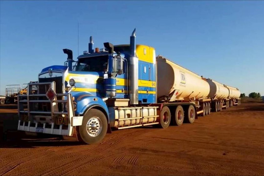 Xử lý nghiêm tiêu cực trong cấp phép lưu hành xe siêu trường, siêu trọng