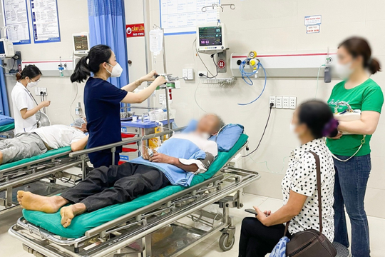 Sốc phản vệ nguy kịch vì "thuốc đông y gia truyền"