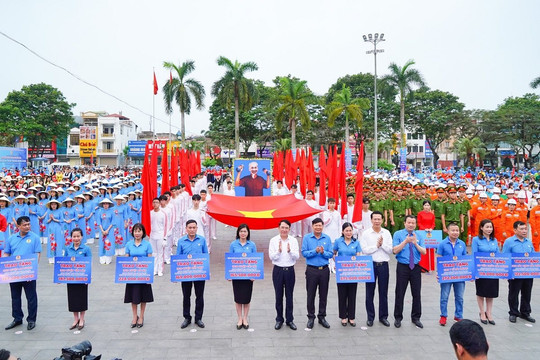 Hải Phòng: Tặng người lao động các phần quà trị giá gần 4,6 tỷ