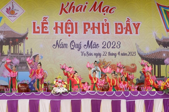 Khai mạc Lễ hội Phủ Dầy năm 2023