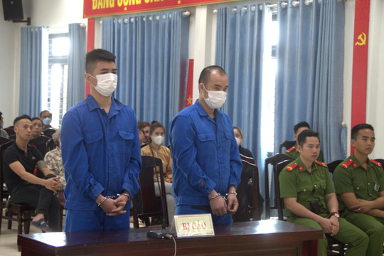 Rủ “bạn nghiện” mua ma túy về bán kiếm lời