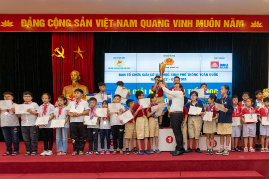 Trao Giải Cờ vua học sinh phổ thông toàn quốc năm 2022