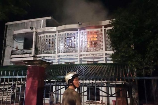 Hỏa hoạn tại trụ sở Phòng Giáo dục và Đào tạo huyện Trà Bồng