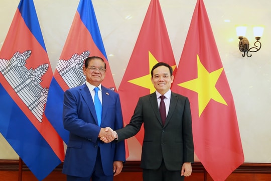 Việt Nam, Campuchia nhất trí thúc đẩy kết nối cửa khẩu với các trung tâm kinh tế lớn