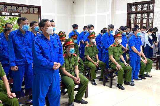 Tuyên án cựu Chủ tịch UBND TP Hạ Long cùng nhóm đồng phạm