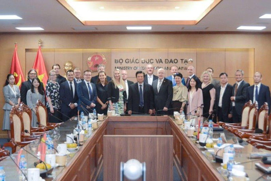 Việt Nam tăng cường quan hệ hợp tác giáo dục với Phần Lan