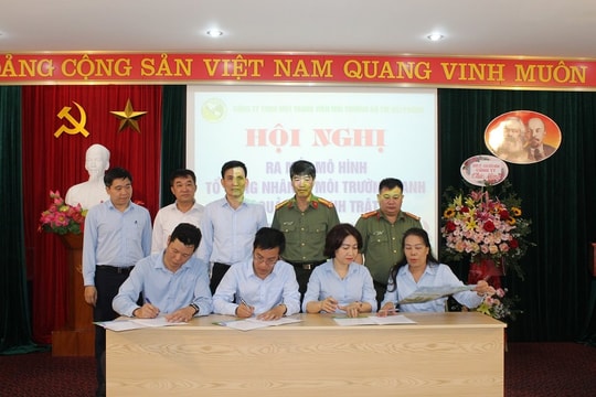 Công ty Môi trường đô thị Hải Phòng: Biểu dương nhiều tập thể, cá nhân tiêu biểu