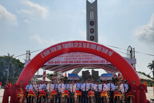 Khánh thành hai công trình chào mừng ngày thống nhất đất nước