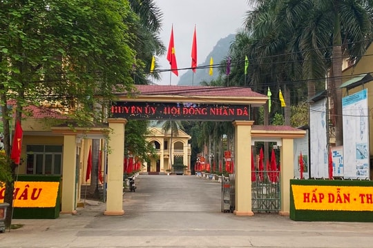 Hòa Bình: Cảnh cáo nguyên Bí thư Huyện ủy Mai Châu