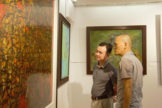 Đà Nẵng: Hòa mình cùng  “Sắc màu tháng tư”