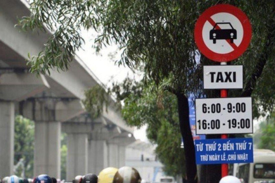 Hôm nay, Hà Nội bỏ cấm taxi trên 9 tuyến phố