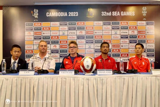 HLV Philippe Troussier: U22 Việt Nam sẽ trình diễn thứ bóng đá tốt nhất có thể