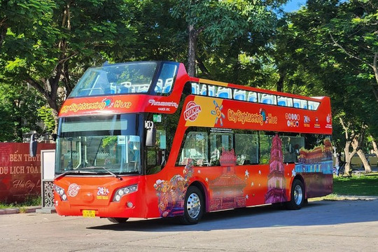 Hà Nội: Miễn phí vé xe buýt hai tầng từ ngày 29/4 đến 3/5